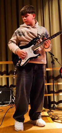 pc210600.jpeg pc210600.jpeg