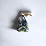 granny-mini-bag-porta-airpods-02