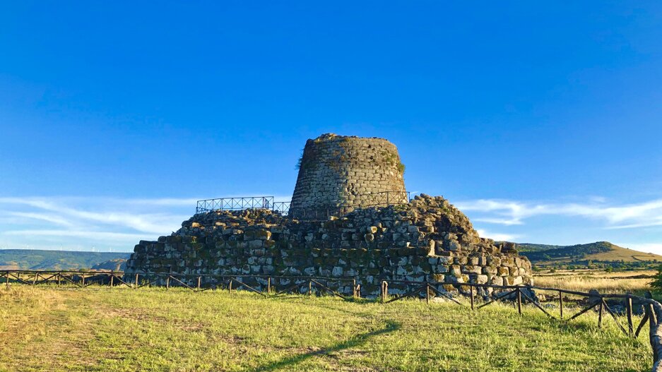 nuraghe_santu_antine_-_torralba.jpeg nuraghe_santu_antine_-_torralba.jpeg