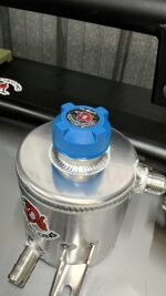 vaschetta-liquido-radiatori-595-abarth