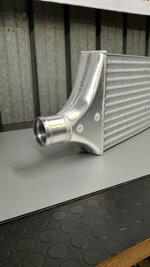 intercooler-595-abarth-con-supporto-traversa-in-alluminio