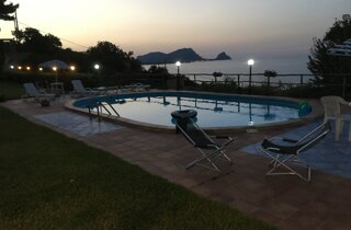 iss957_bed_02_003.jpeg iss957_bed_02_003.jpeg