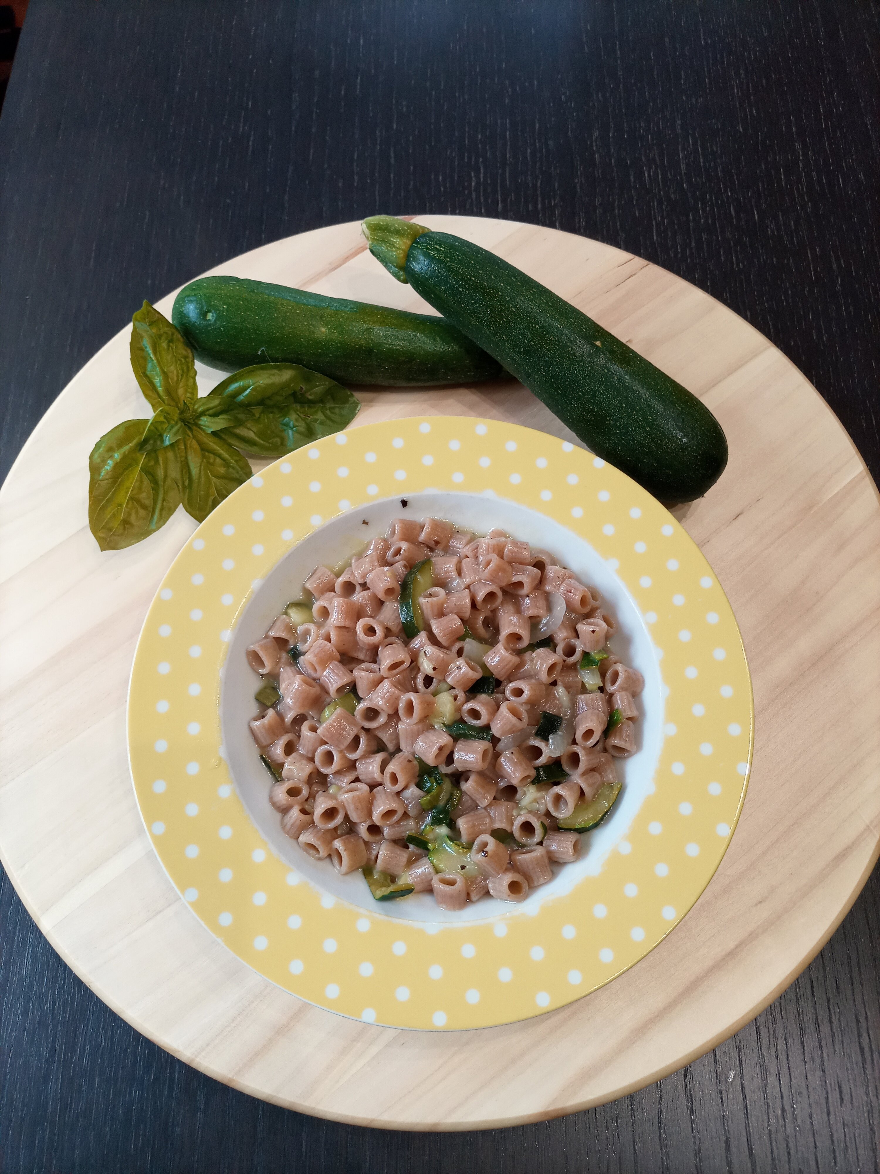 Ditaloni di farro con zucchine Ditaloni di farro con zucchine