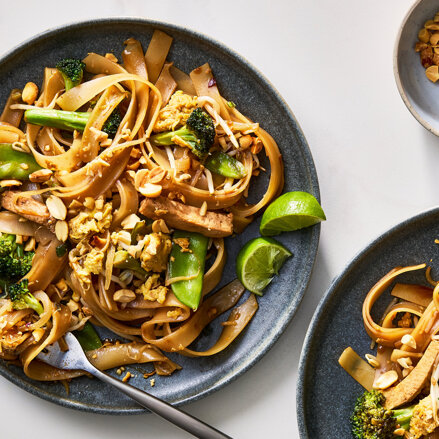 hm-vegetarian-pad-thai-cqjl-mediumsquareat3x.jpeg
