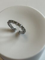 anello-veretta-moissanite-verde