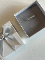 anello-veretta-moissanite-rosa