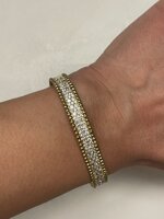 bracciale-rigido-aperto-con-pave