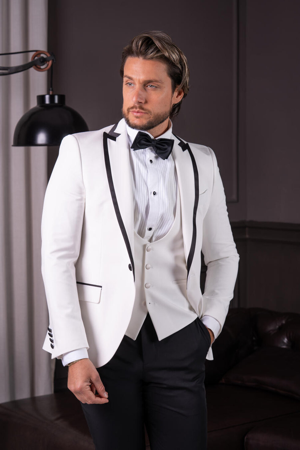 Carbone Uomo, Nola, Abito da sposo 2026