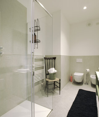 bloom%20_001.jpeg bloom%20_001.jpeg