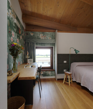 bloom%20_007.jpeg bloom%20_007.jpeg