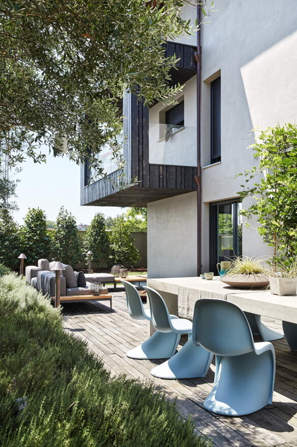 06a77808-ab60-4991-990a-28facd6c027b