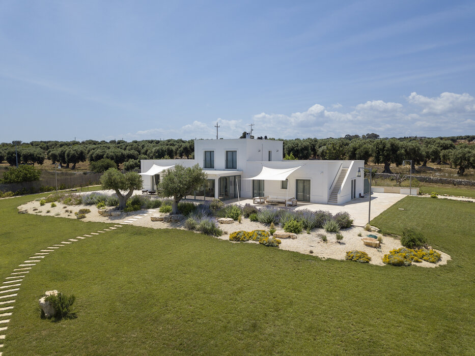 c4eeb0bf-44a1-4a13-aace-aac4c11e2864