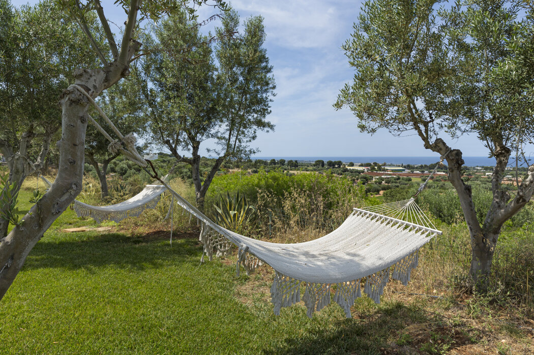 31bcdc77-4e2c-4661-9ffc-0d3de026717b