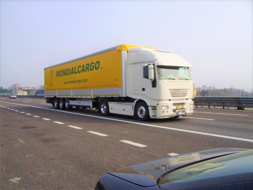 2ec53bef-fb8d-410c-87bd-a9e94a76e300