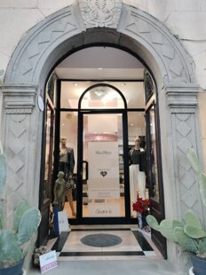 a0908f2e-212f-48ab-a496-6d7028278c8d