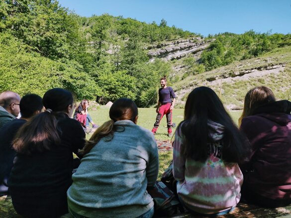 38f7416c-e6a8-4e28-ac14-194b6f1801db 38f7416c-e6a8-4e28-ac14-194b6f1801db