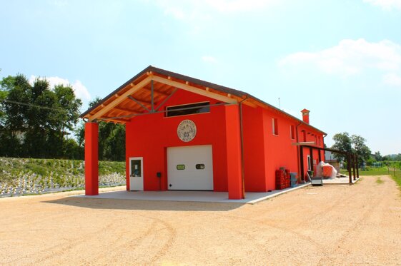 7ac6b95a-5507-4b0c-b652-6e789c4a9ffd 7ac6b95a-5507-4b0c-b652-6e789c4a9ffd