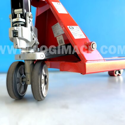 fbd20b73-0b72-46a3-b468-51a9d3f48073