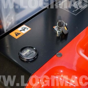 4b5adc40-29f2-46f0-824b-5a2c4b85e3b5