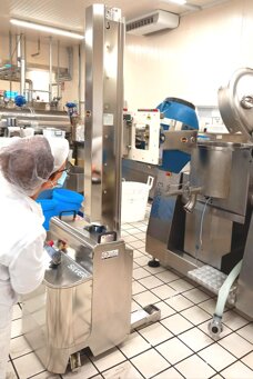 8c5719a5-533c-42b6-bbe1-aa5754a87724