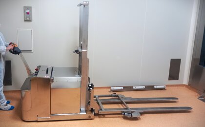 a9613283-0da3-4ca1-935f-b13e2fa83130