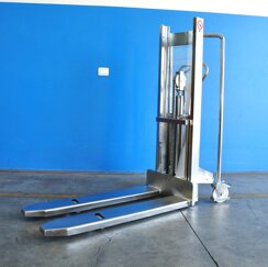 d35715f0-922d-40b6-8678-15f50b1d9dea