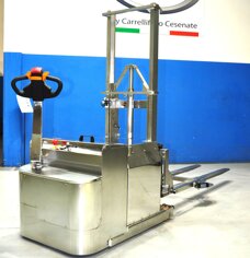 d45dfa5b-5324-4d8c-8557-59103c7527f0