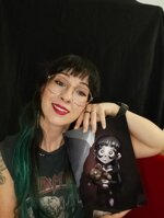 giovane-ragazza-gotica-illustrazione-originale-federica-antonicelli-alias-belfa-goth-ultralimited-10-pezzi