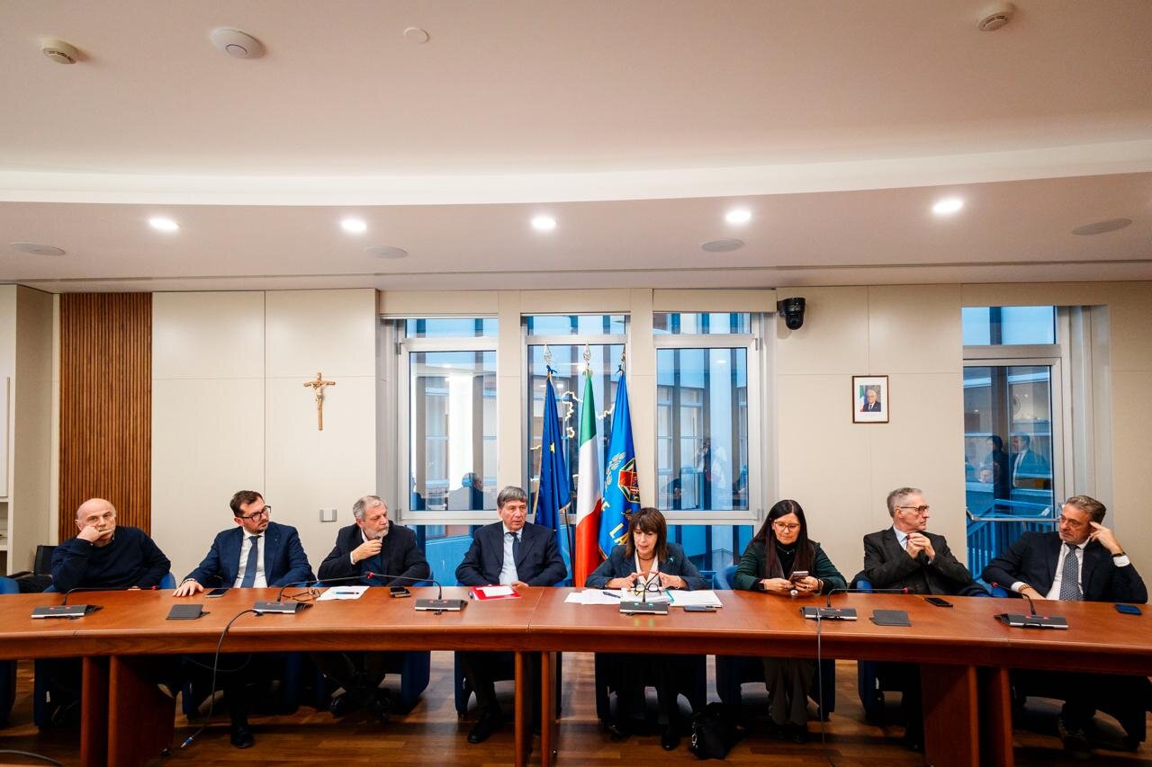 Lazio, oltre 6.000 attivit&agrave; sostenute: presentato il nuovo Avviso Reti d&rsquo;Impresa 2026