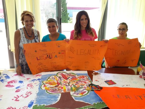 f42e23c7-eaac-4ef1-8c41-989683d2e2ca