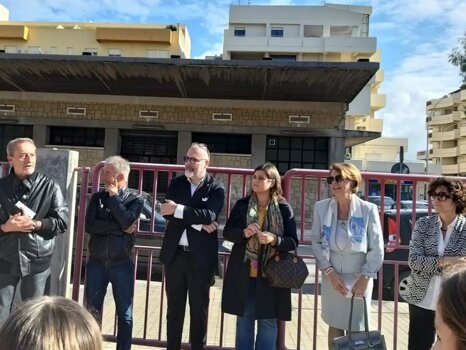 e03ac7b6-2e3d-4582-bb7b-212ca33b9fc5