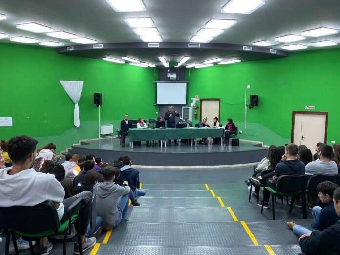 4d2789ca-e164-44a9-9b1e-e3073ad50316