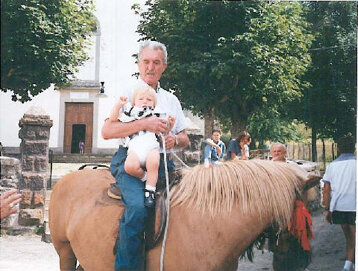 e2e2ead0-cdad-4abe-88cd-c072256f7524