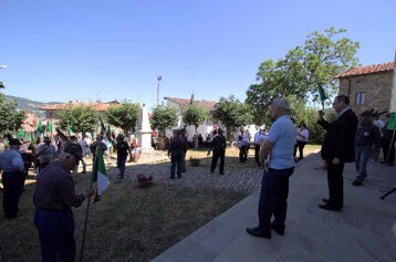 a4d31c8c-3c78-465a-8833-4af2d70846f5 a4d31c8c-3c78-465a-8833-4af2d70846f5