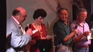 660b2593-4d9e-43c8-9764-b0f6bb25f900