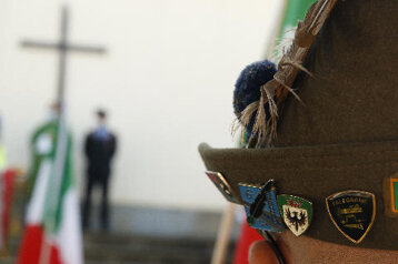 e5e2afc6-13a9-4787-b82f-730c38784147