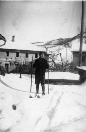 d4e05826-81d4-44f0-b3e1-16cf72934a57