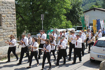 0df61cb2-7df9-4035-b788-cbebe4f18bb1 0df61cb2-7df9-4035-b788-cbebe4f18bb1