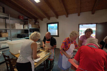 47023b25-d1a4-48d5-9afc-9526da133eb2 47023b25-d1a4-48d5-9afc-9526da133eb2