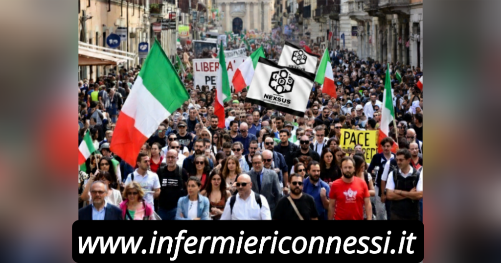 Il silenzio non &egrave; consenso: gli infermieri in piazza accanto alle donne