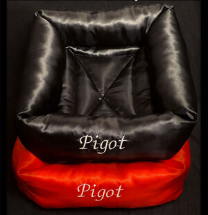 show-bed-pillow-embroidered-name