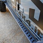 pedane-sottoporta-cpredisposizione-led-rock-lights-per-jku