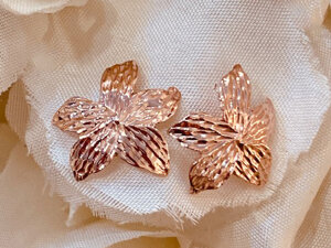 orecchini in oro rosa