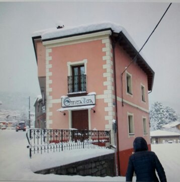 3696_731e8681f2906ae54c30ef67e97a9aabc87a1cf8