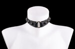 choker-demetra-in-real-snake-col-nero-con-pietre-nere