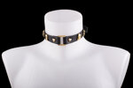 choker-dafne-in-cuoio-col-nero-con-6-cuori