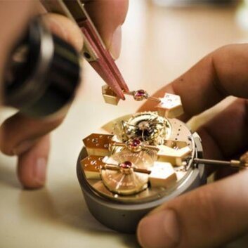 1de0ab85-bd98-450b-b756-7ba1aa93e4b6