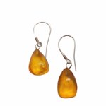 orecchini-pendenti-con-ambra