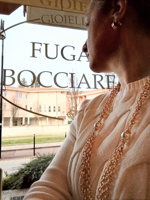 gioielleria fugazzi bocciarelli - ezia bocciraelli.jpeg gioielleria fugazzi bocciarelli - ezia bocciraelli.jpeg