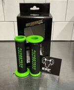 manopole-accossato-racing-verdi